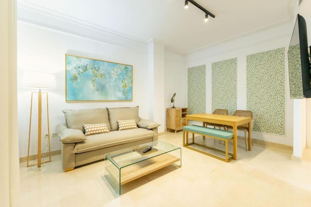 Imperial Central Suite By Valcambre Sevilla Eksteriør billede